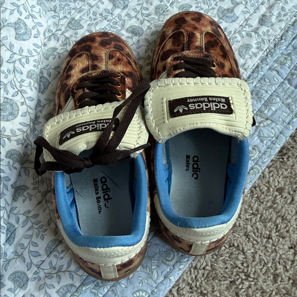 adidas Women's Textured Leopard Print Sneakers with Gold Stripes and Blue Collar - Picture 6 of 7